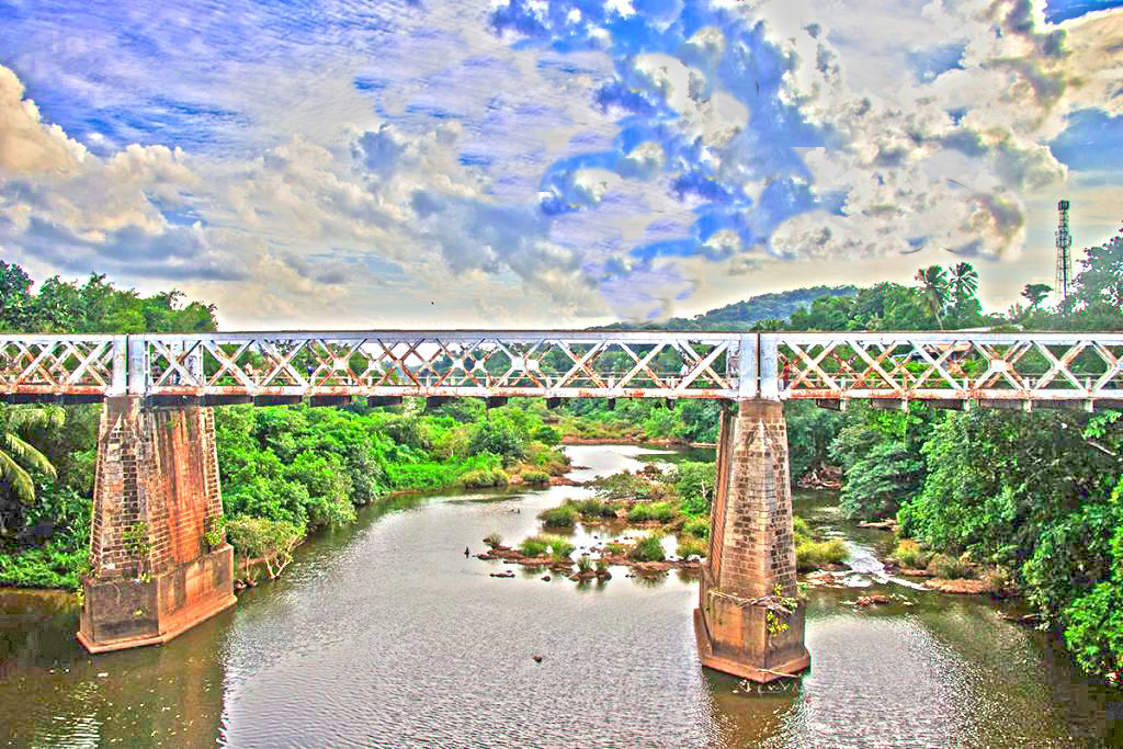 Old Alawwa Bridge